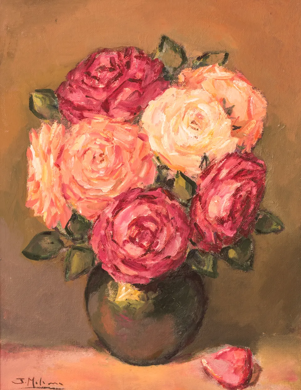 Roses in a dark vase